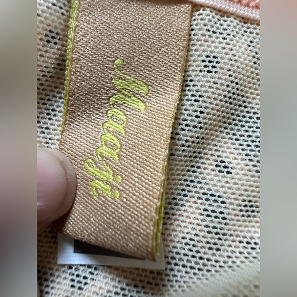 Maaji Low Rise Hip Hugger Jewel Greyhound Design Lace Trim Thong Panty. Size L - Picture 6 of 7